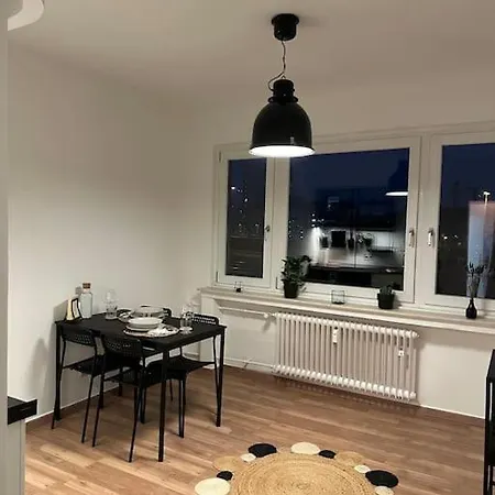 Mit Wohnkuche & Balkon Dusseldorf
